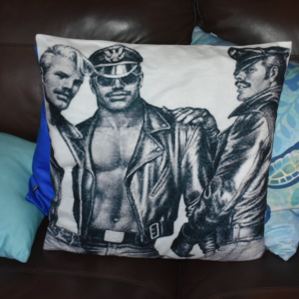 Tom Of Finland sexy leather man trio Style pillow throw - Picture 11 of 11